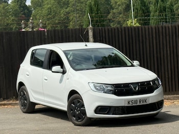 Used Dacia Sandero 2018 for sale - 79236842: Photo