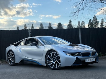 Used BMW i8 2016 for sale - 79034359: Photo