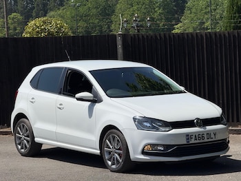 Used Volkswagen Polo 2017 for sale - 78635701: Photo