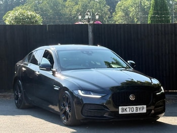 Used Jaguar XE 2020 for sale - 79049254: Photo