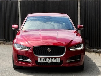 Used Jaguar XE 2017 for sale - 78635833: Photo