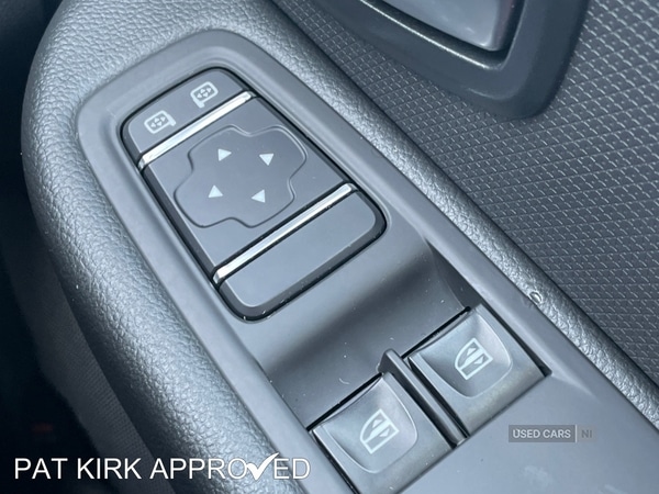 Used Renault Clio 2018 for sale - 76474065: Photo 18