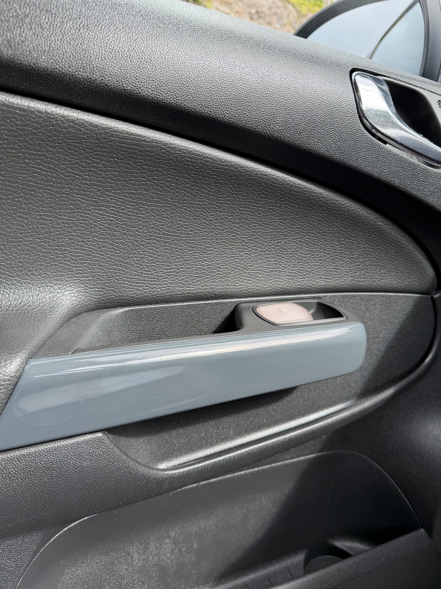 Used Vauxhall Corsa 2012 for sale - 78079755: Photo 10