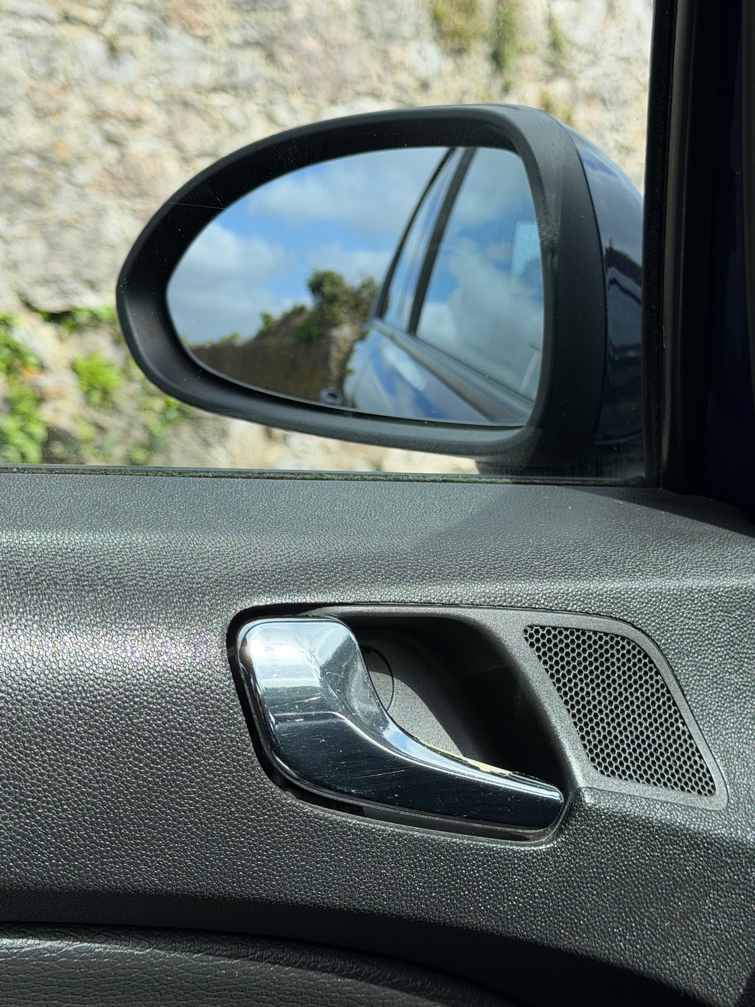 Used Vauxhall Corsa 2012 for sale - 78079755: Photo 6