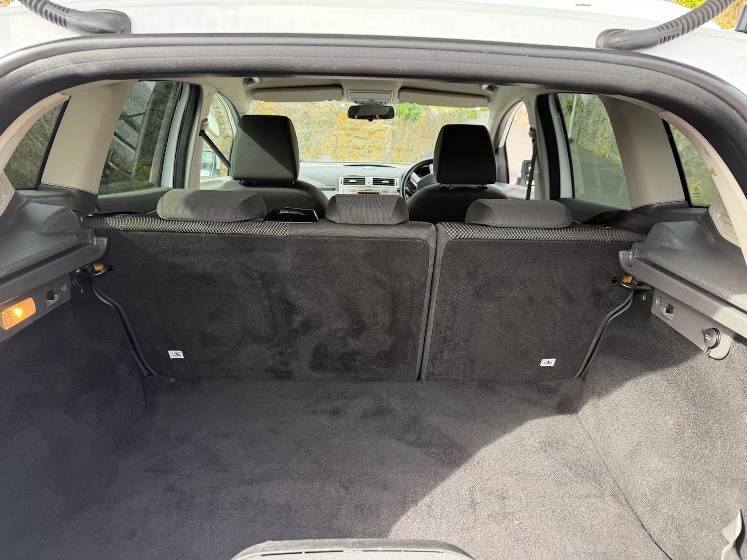 Used Ford Kuga 2012 for sale - 78081230: Photo 3