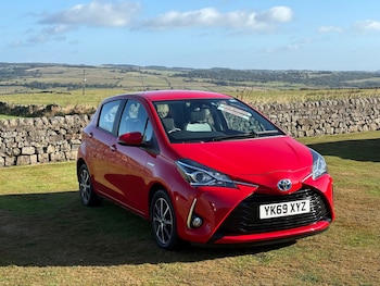 Used Toyota Yaris 2019 for sale - 75660463: Photo