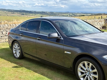 Used BMW 5 Series 2011 for sale - 75742729: Photo