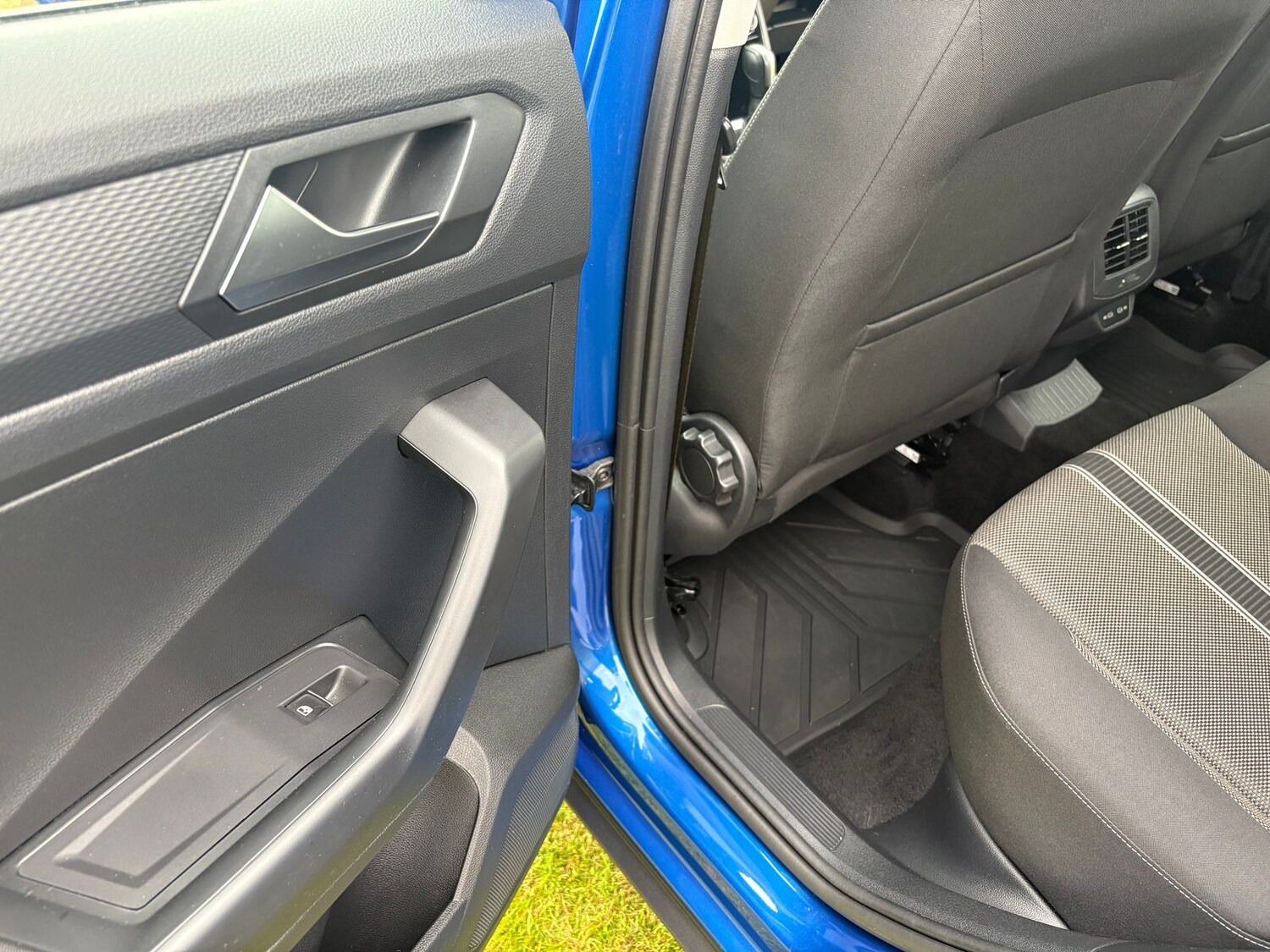 Vehicle 27