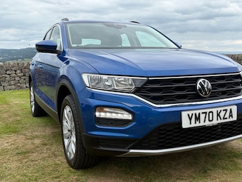 Used Volkswagen T-Roc 2021 for sale - 75554558: Photo