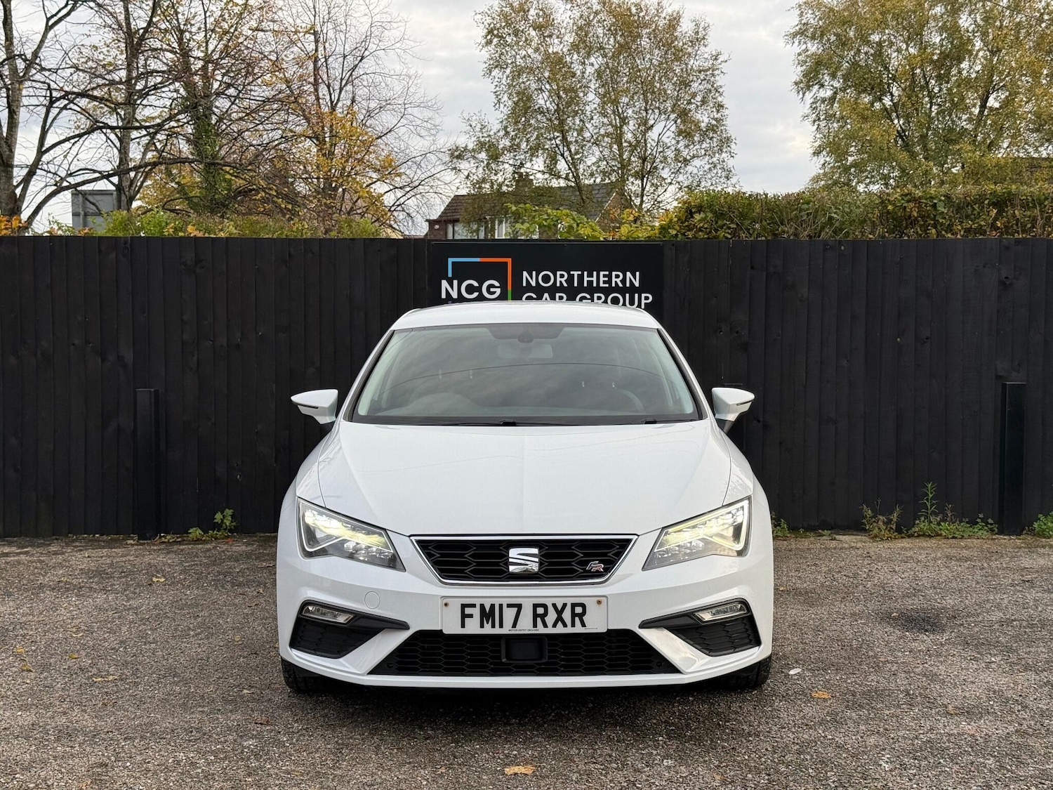 Used SEAT Leon 2017 for sale - 76349090: Photo 2