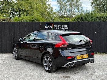 Used Volvo V40 2013 for sale - 75531427: Photo