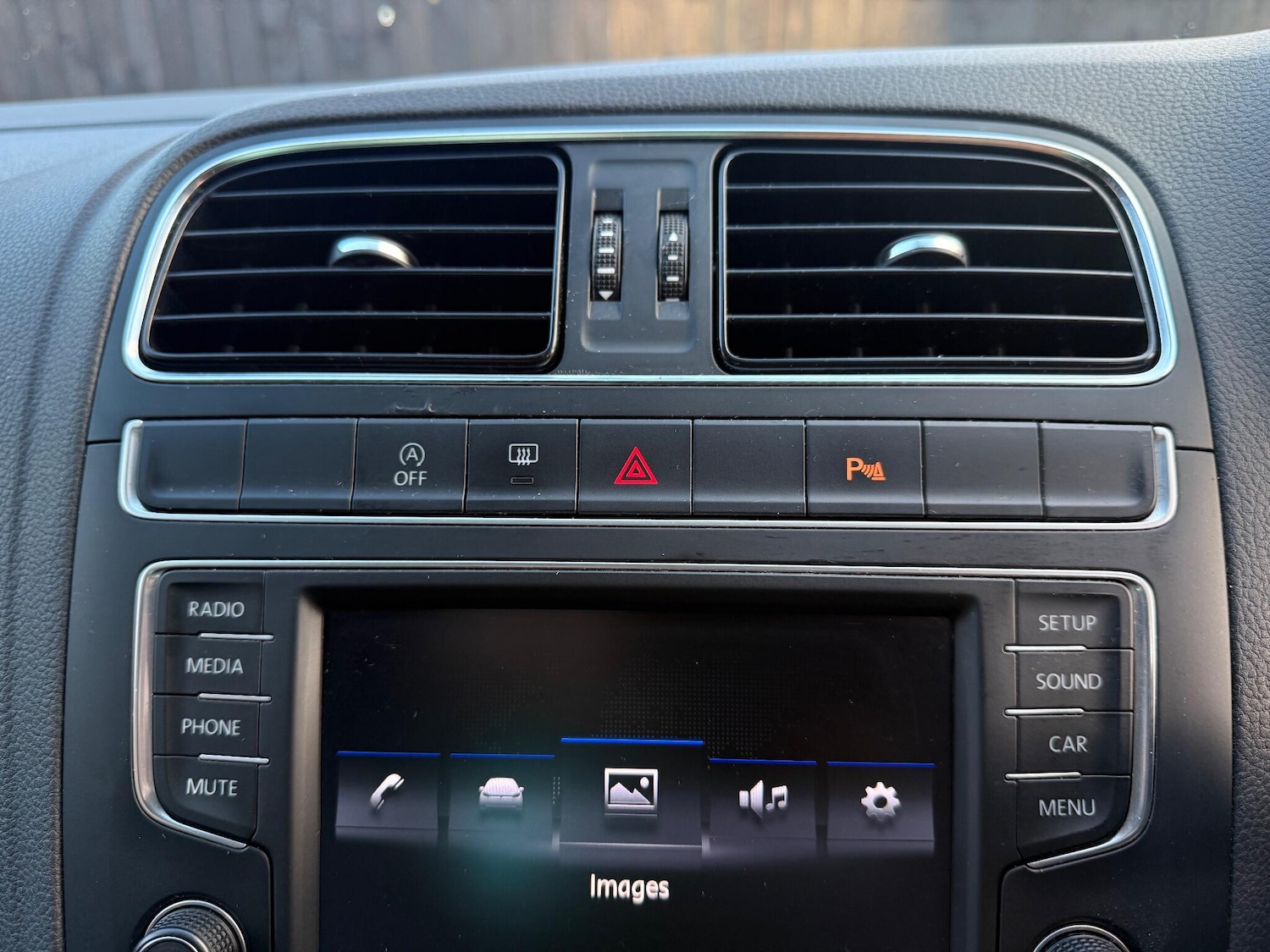 Used Volkswagen Polo 2016 for sale - 76936511: Photo 15