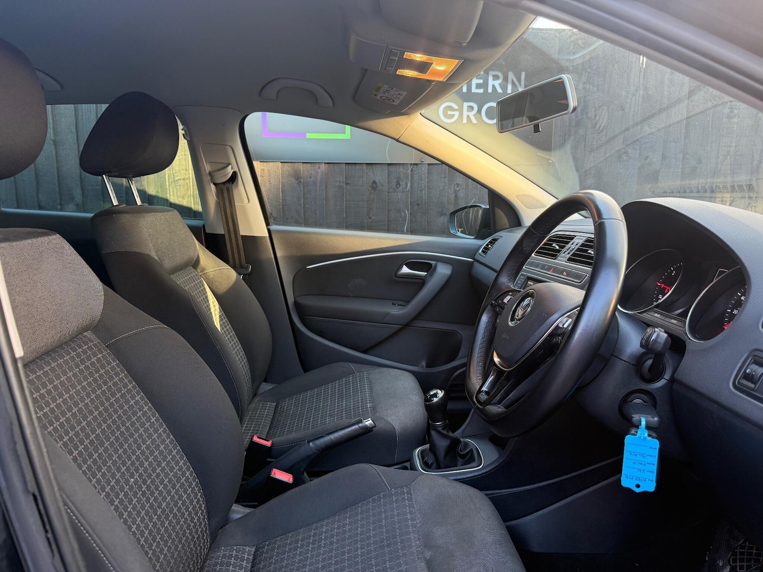 Used Volkswagen Polo 2016 for sale - 76936511: Photo 27