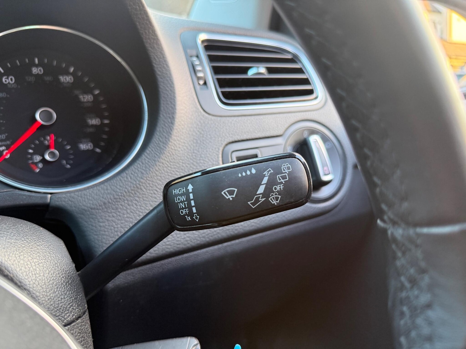 Used Volkswagen Polo 2016 for sale - 76936511: Photo 32