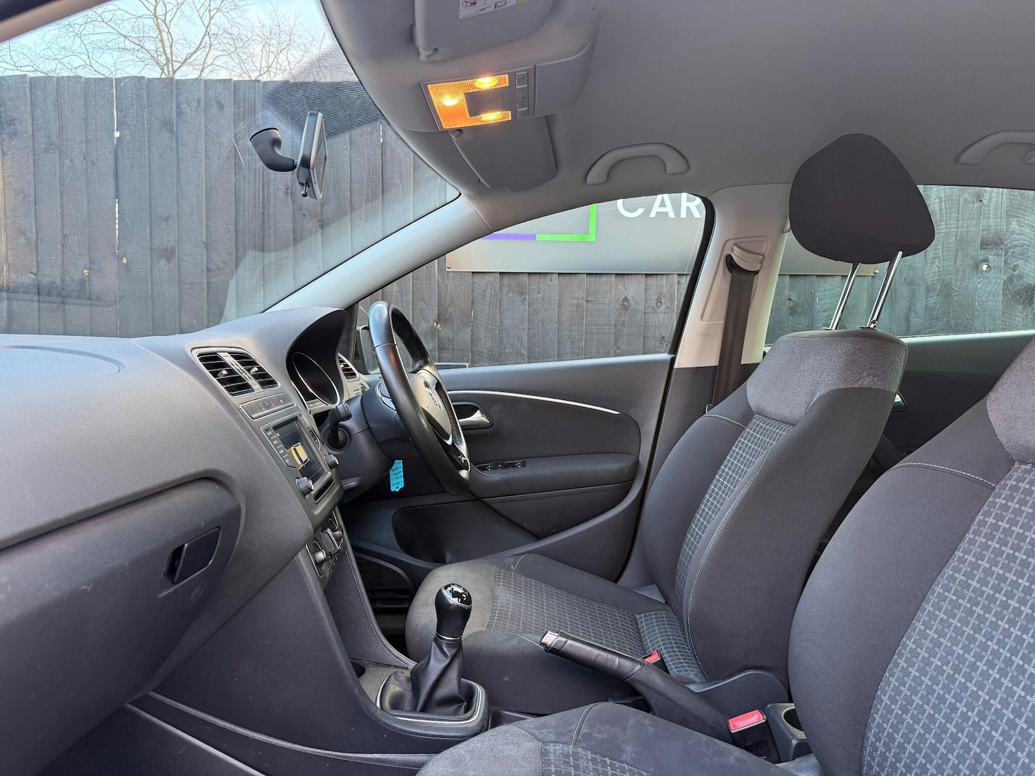 Used Volkswagen Polo 2016 for sale - 76936511: Photo 42