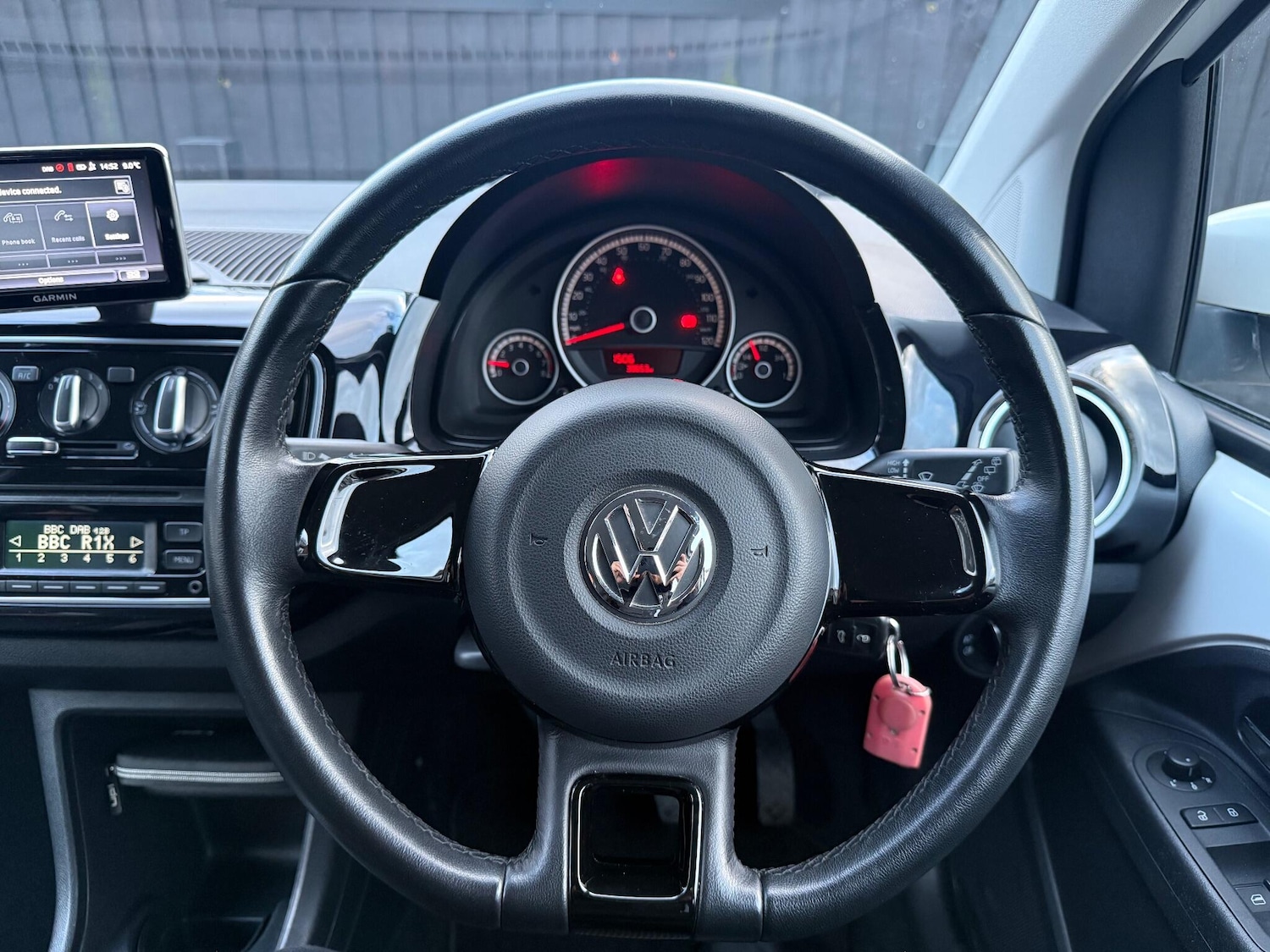 Used Volkswagen up! 2015 for sale - 76855697: Photo 14