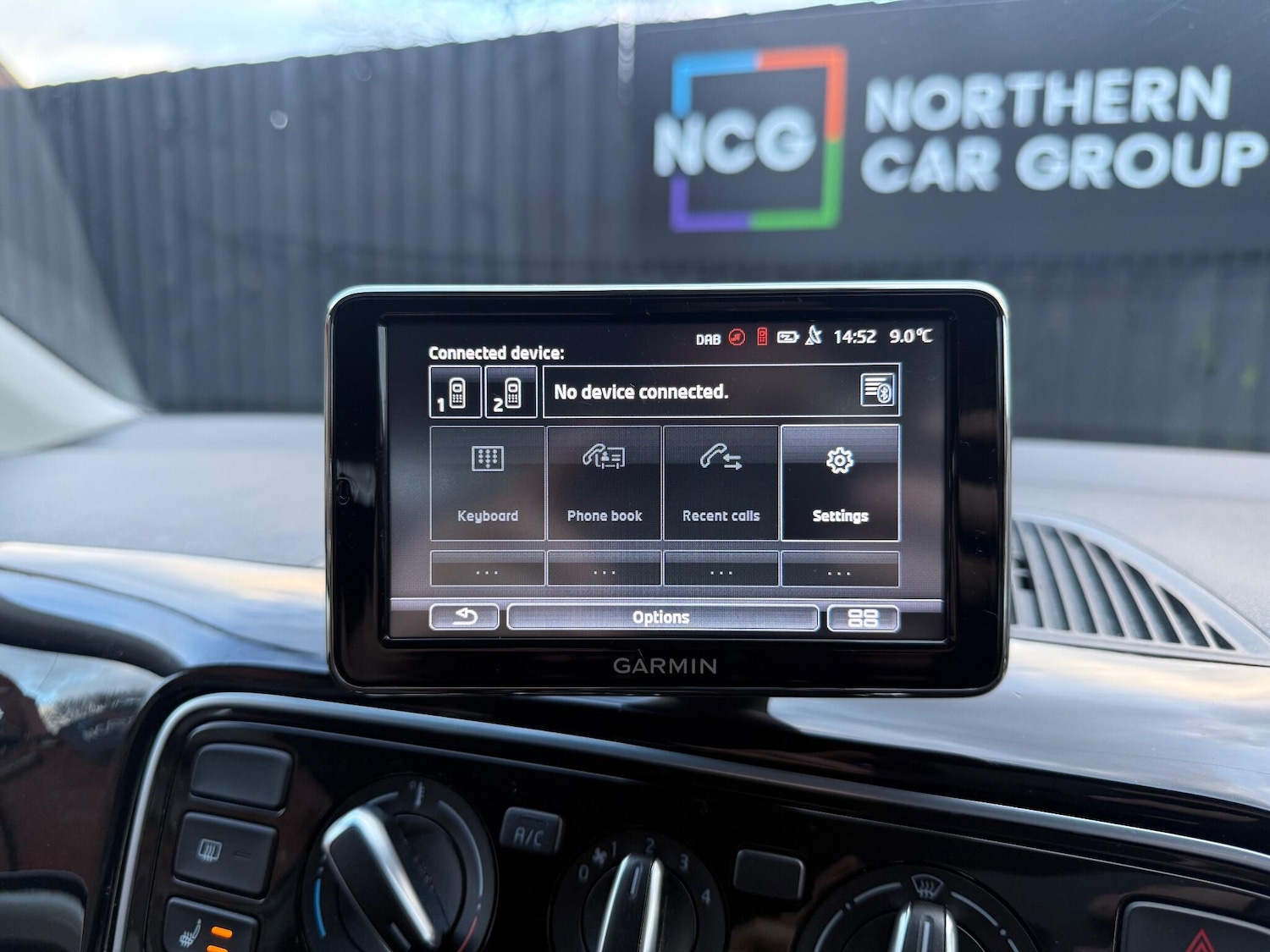 Used Volkswagen up! 2015 for sale - 76855697: Photo 20