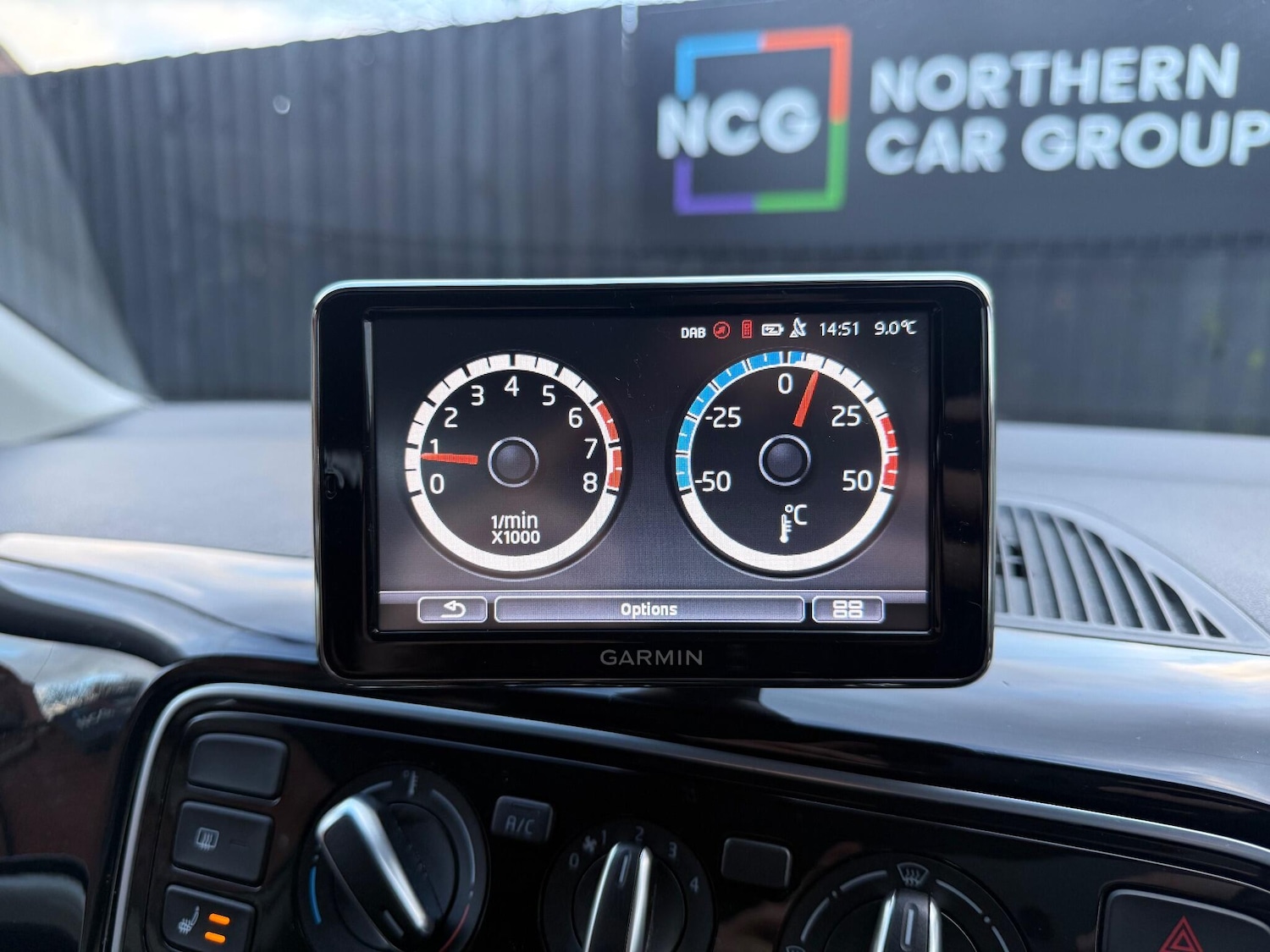 Used Volkswagen up! 2015 for sale - 76855697: Photo 21