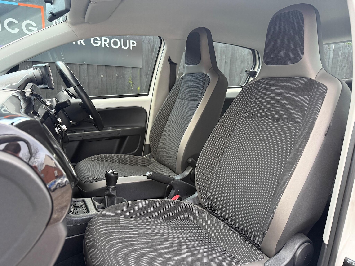 Used Volkswagen up! 2015 for sale - 76855697: Photo 44