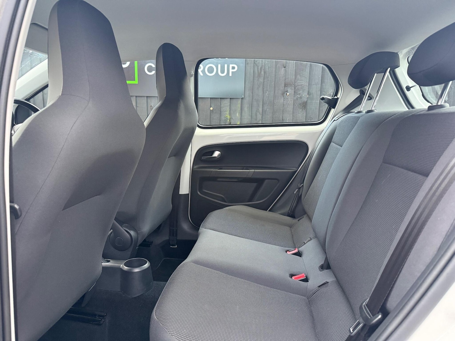 Used Volkswagen up! 2015 for sale - 76855697: Photo 48