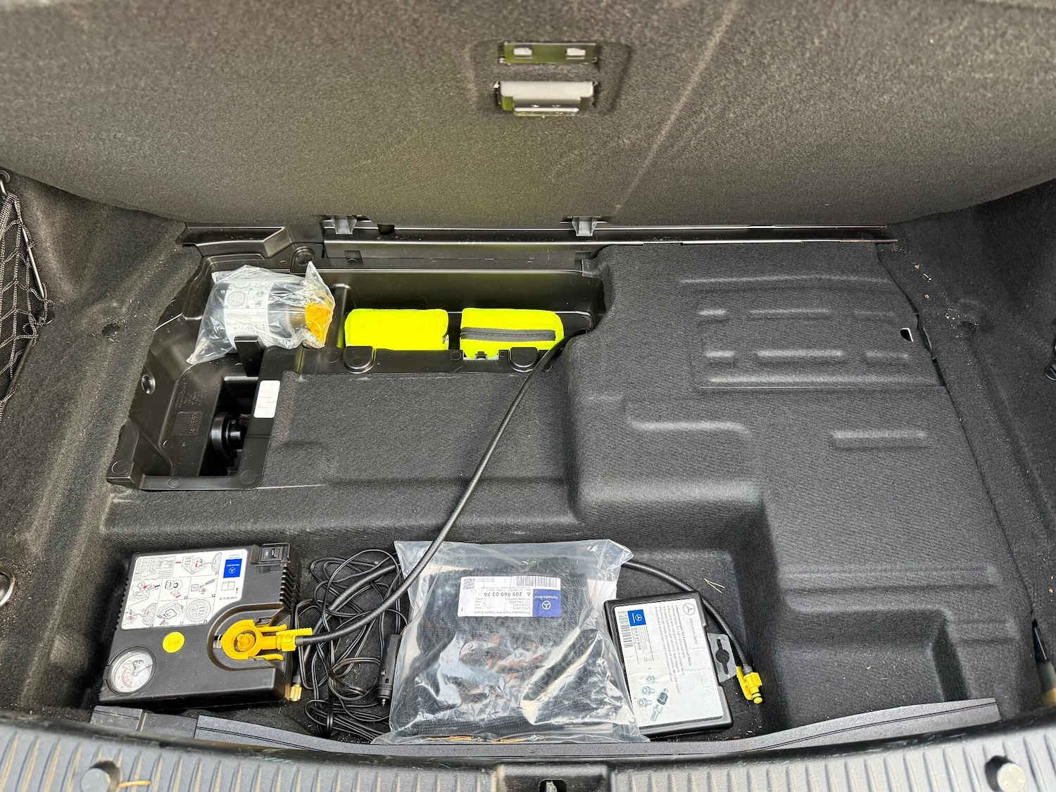 Used Mercedes-Benz C Class 2017 for sale - 76446919: Photo 74