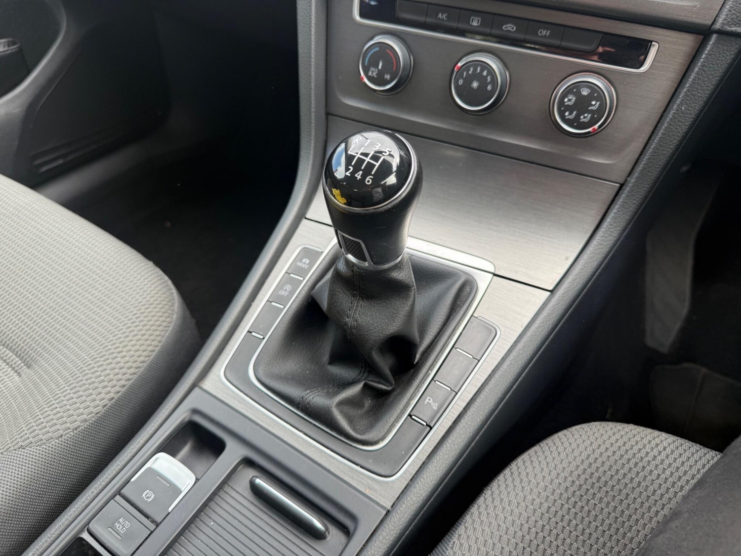 Used Volkswagen Golf 2013 for sale - 75858258: Photo 22