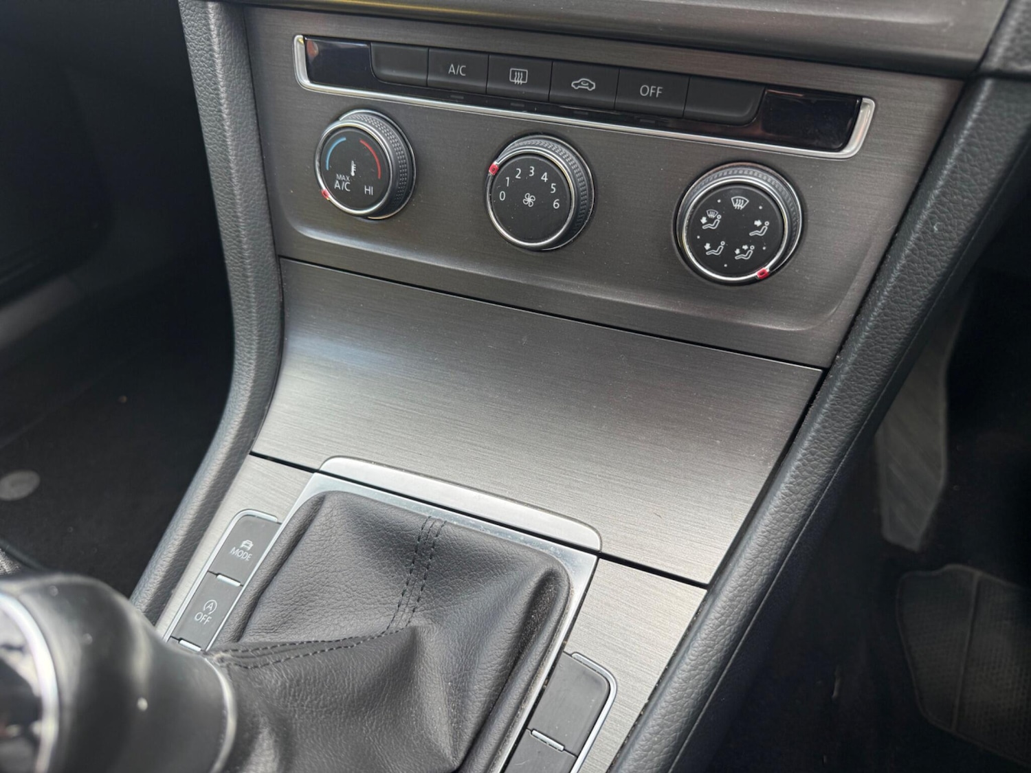 Used Volkswagen Golf 2013 for sale - 75858258: Photo 23