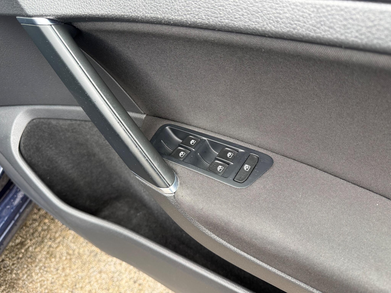 Used Volkswagen Golf 2016 for sale - 76360441: Photo 37