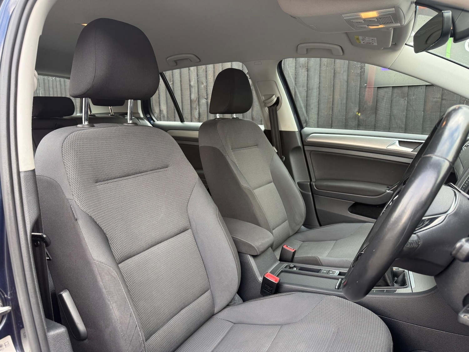 Used Volkswagen Golf 2016 for sale - 76360441: Photo 40