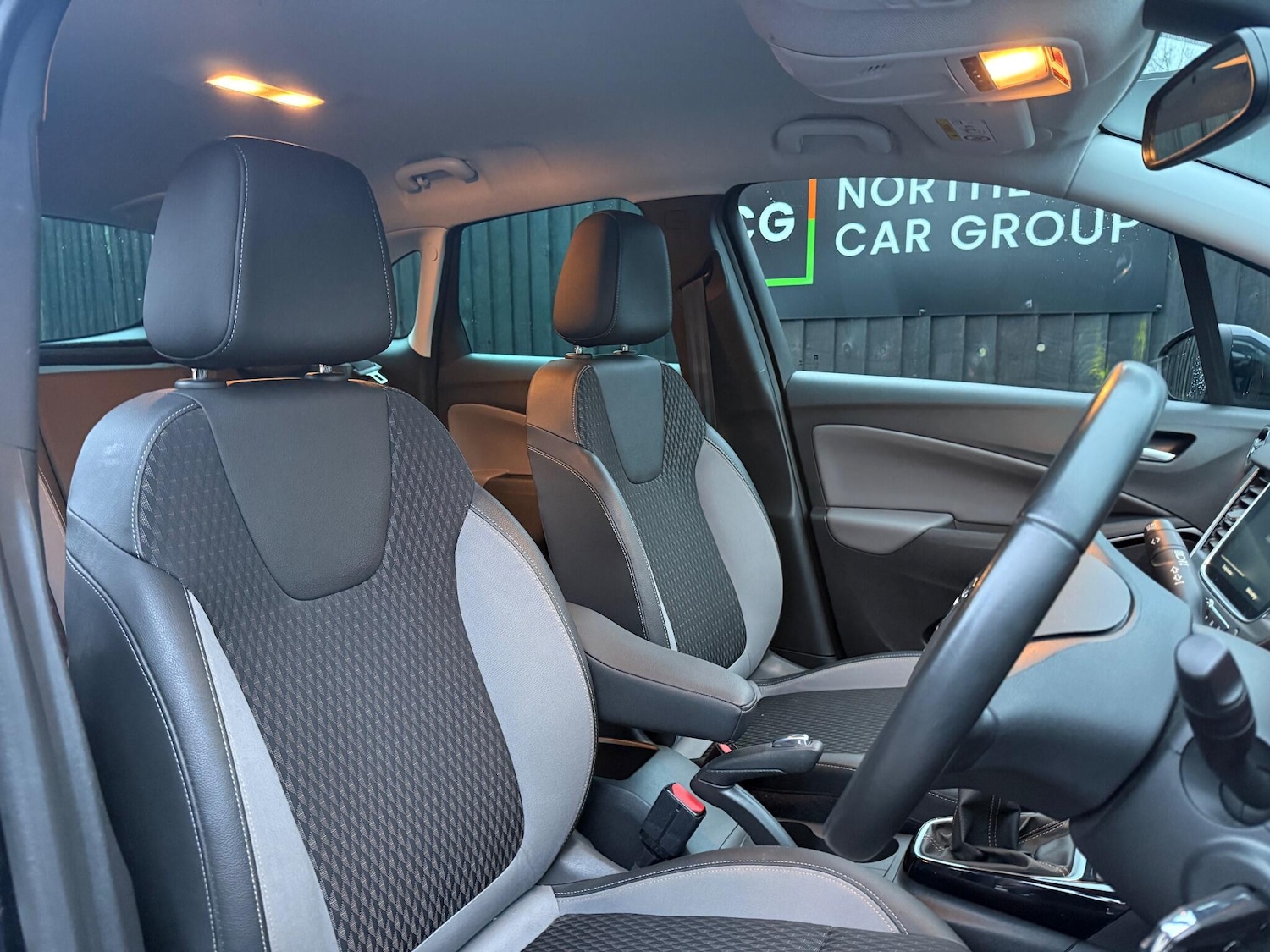 Used Vauxhall Crossland X 2019 for sale - 77331956: Photo 30