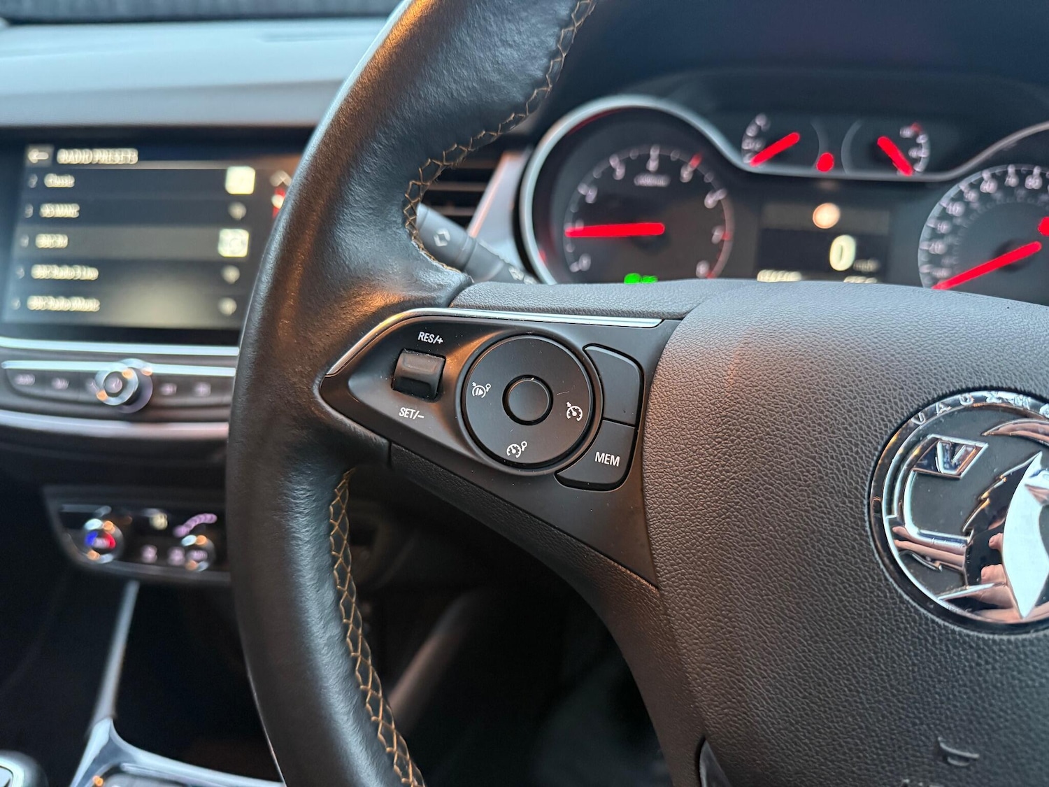 Used Vauxhall Crossland X 2019 for sale - 77331956: Photo 31