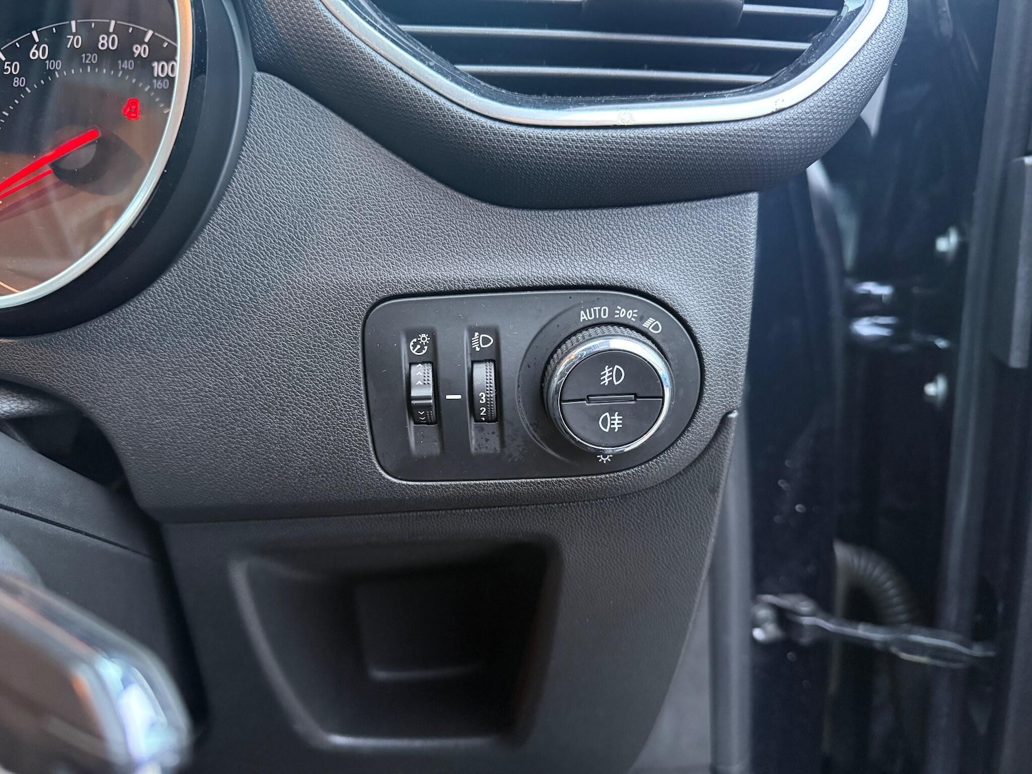 Used Vauxhall Crossland X 2019 for sale - 77331956: Photo 35