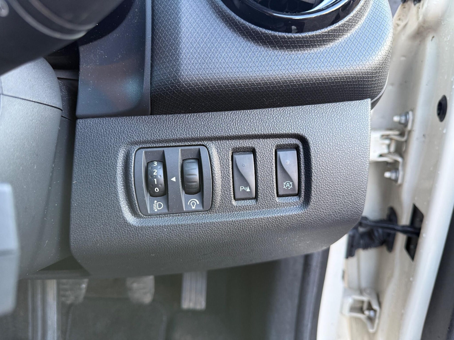 Used Renault Clio 2016 for sale - 76727414: Photo 23