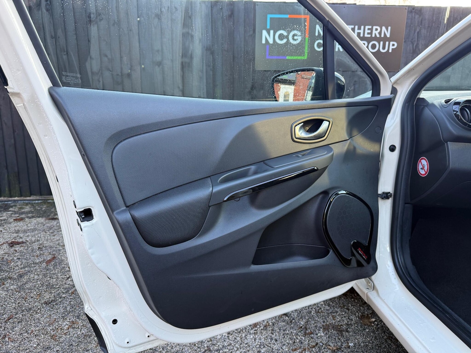 Used Renault Clio 2016 for sale - 76727414: Photo 36