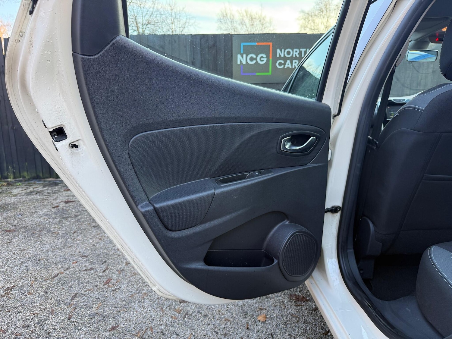 Used Renault Clio 2016 for sale - 76727414: Photo 41