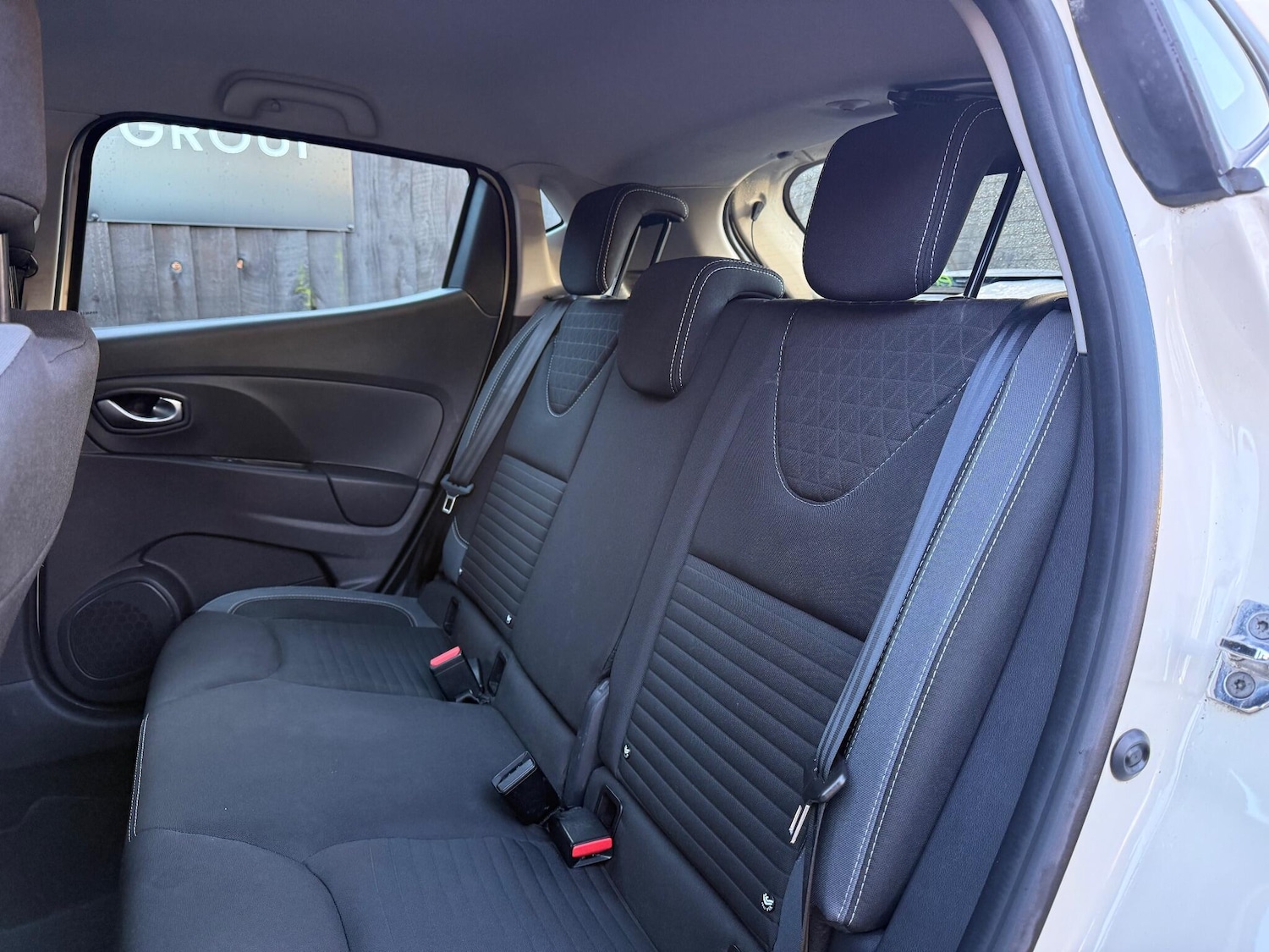 Used Renault Clio 2016 for sale - 76727414: Photo 43