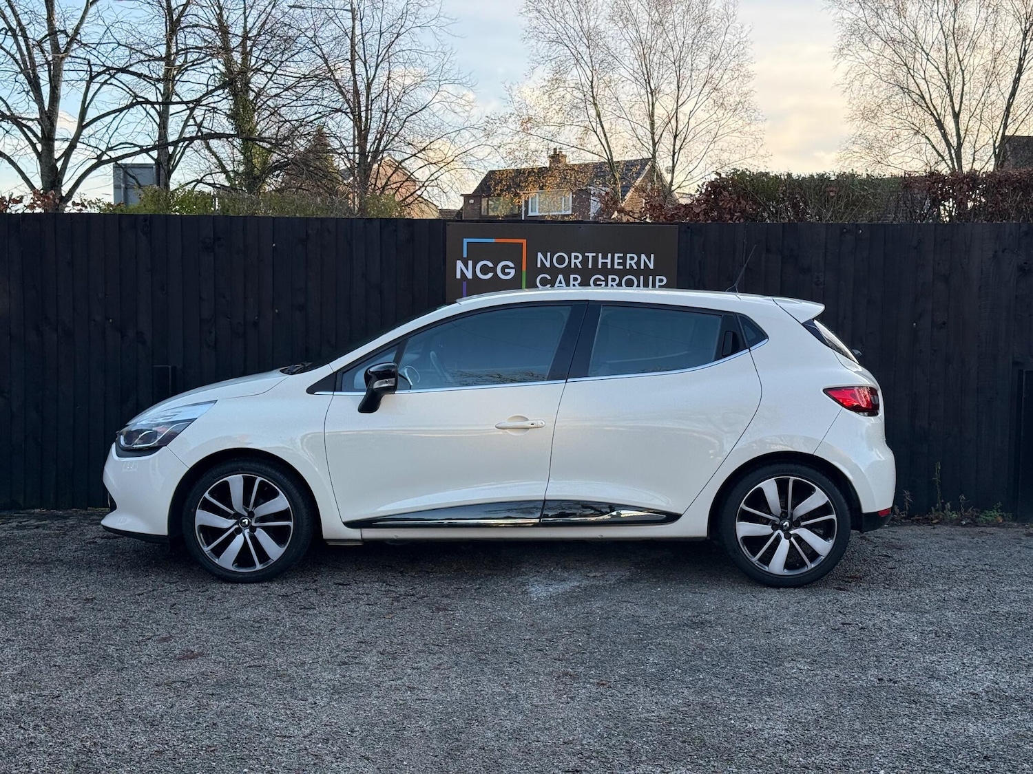 Used Renault Clio 2016 for sale - 76727414: Photo 5