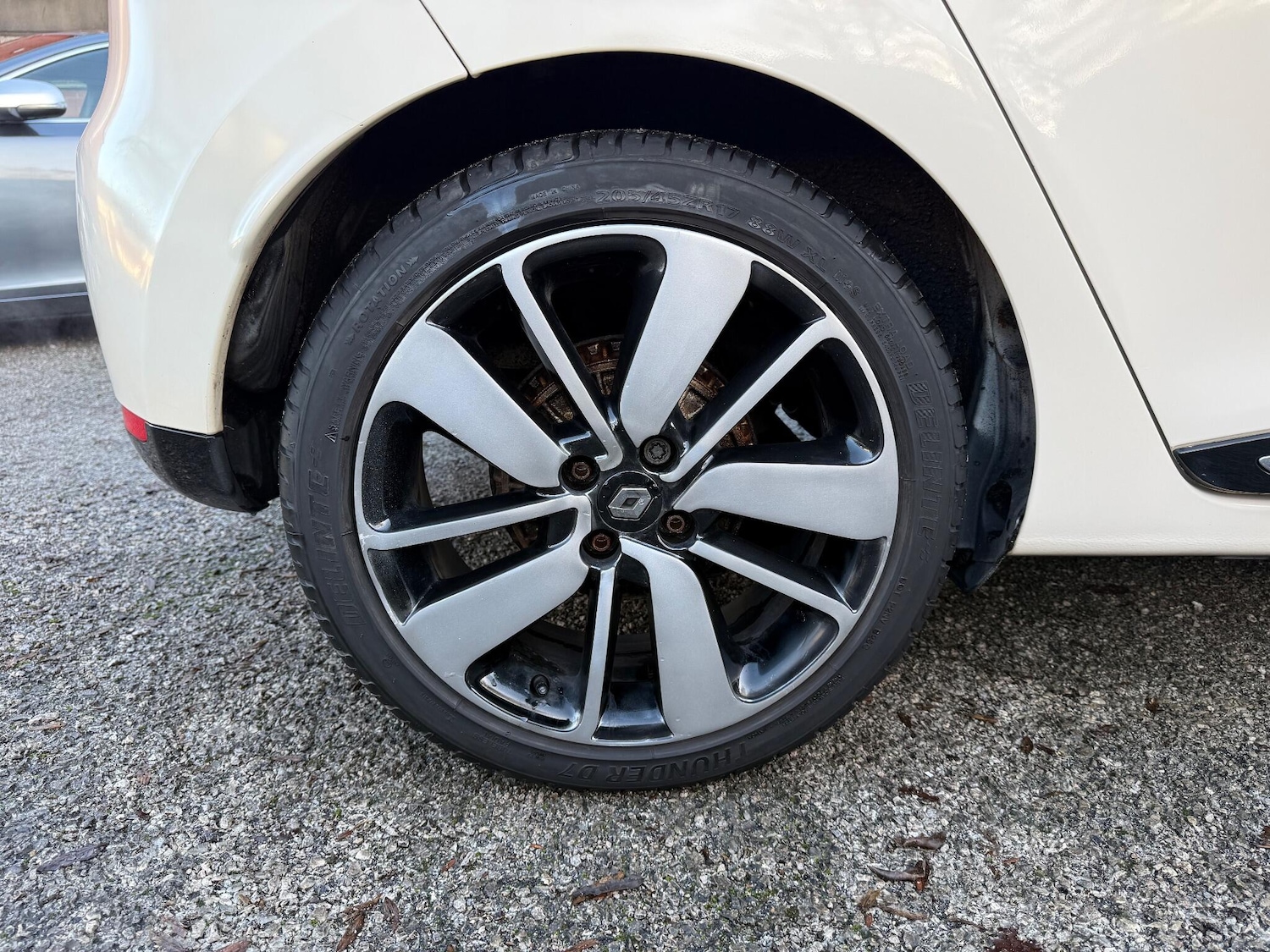 Used Renault Clio 2016 for sale - 76727414: Photo 51