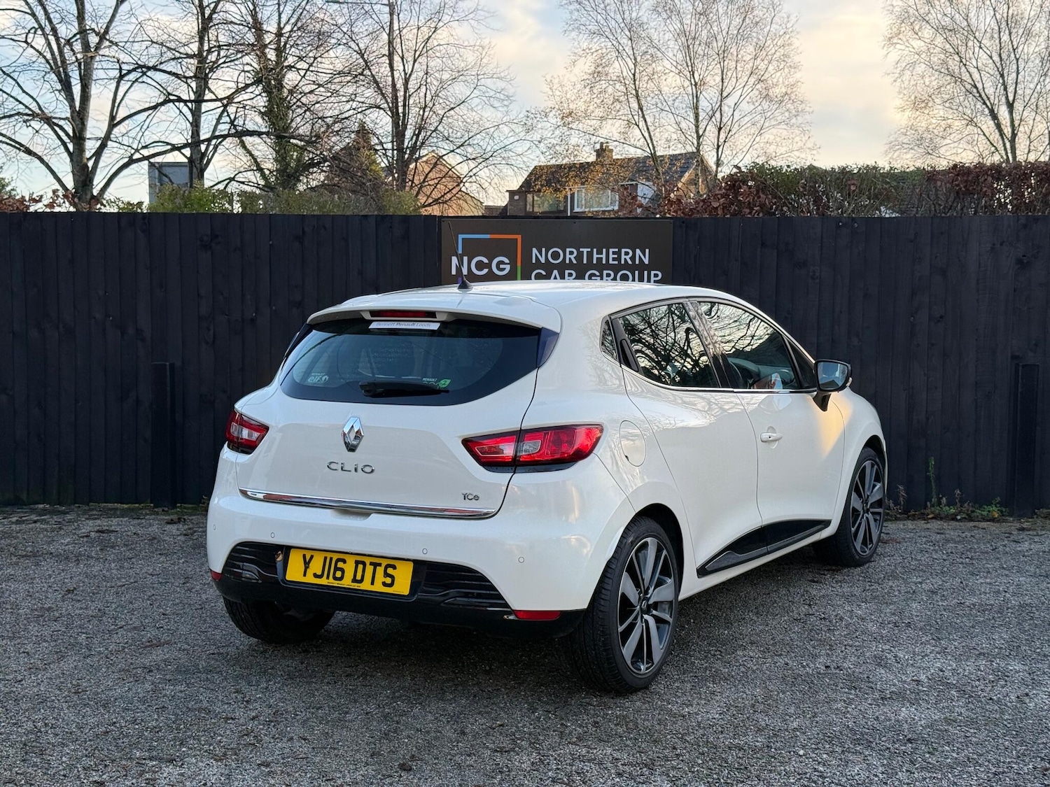 Used Renault Clio 2016 for sale - 76727414: Photo 9