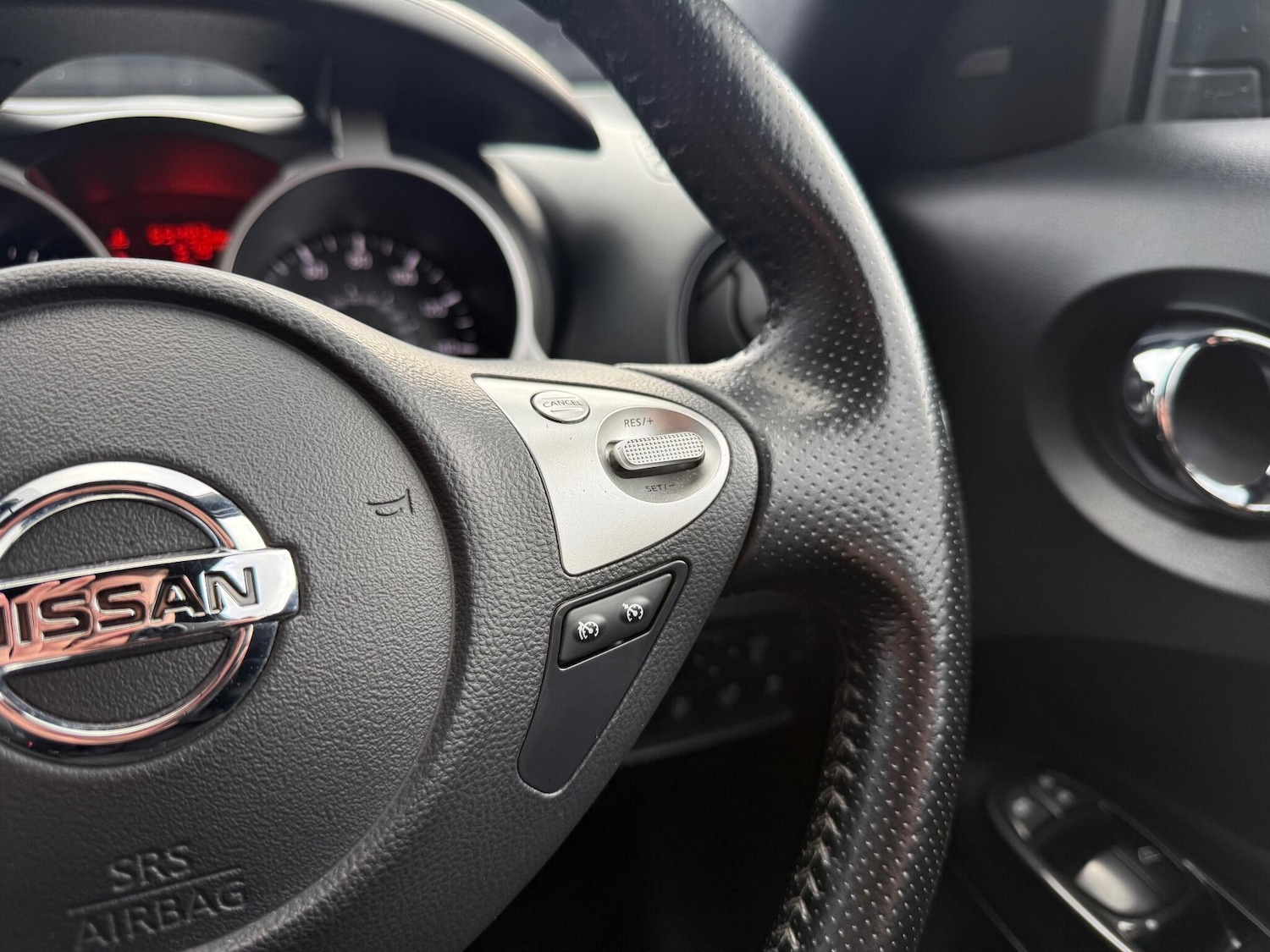 Used Nissan Juke 2017 for sale - 77412235: Photo 41