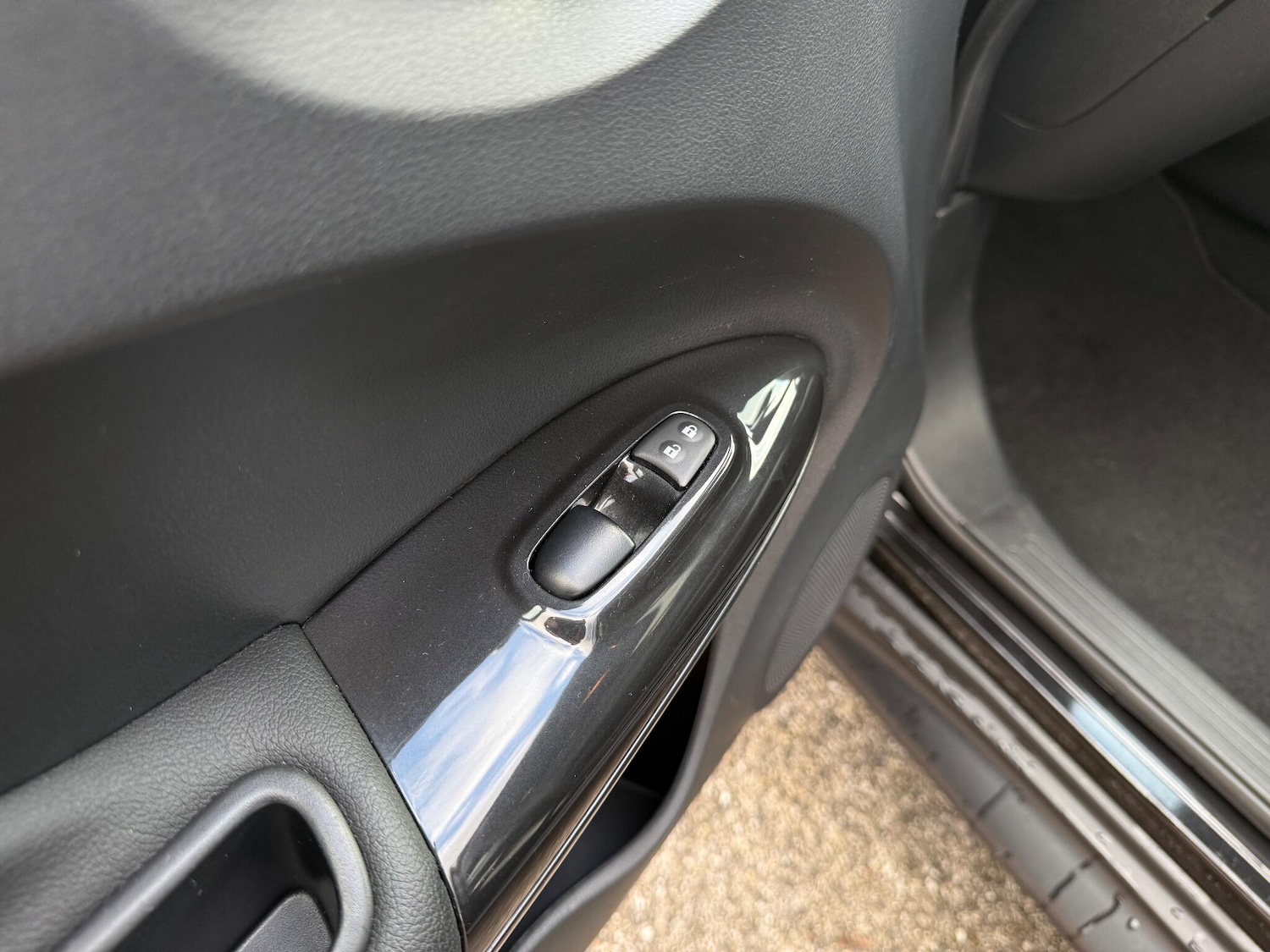 Used Nissan Juke 2017 for sale - 77412235: Photo 51