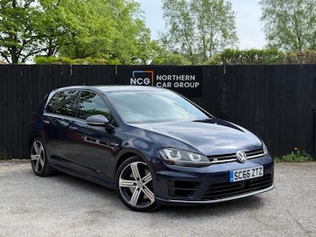 Used Volkswagen Golf 2017 for sale - 78663525: Photo
