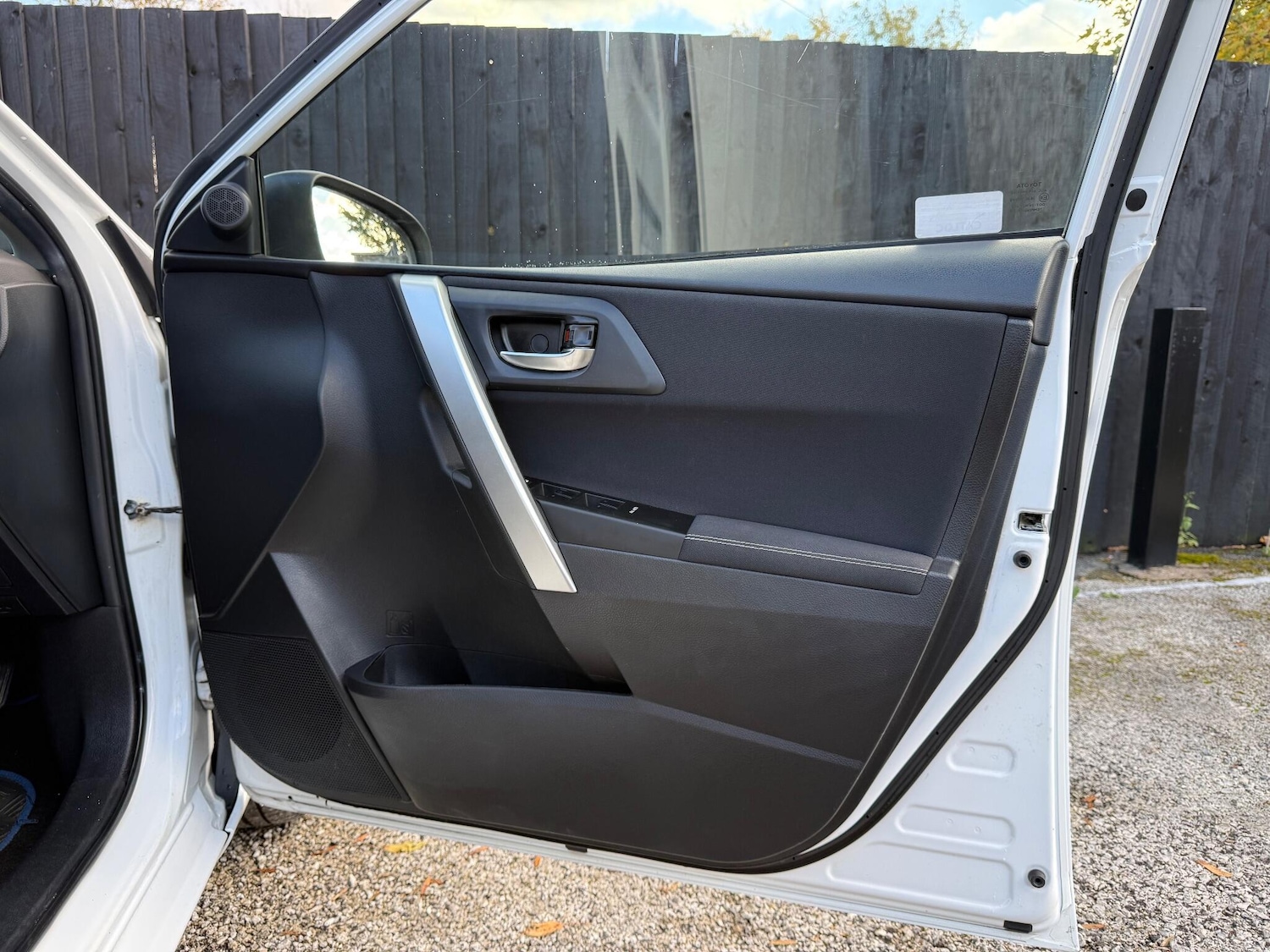 Used Toyota Auris 2013 for sale - 76377696: Photo 24