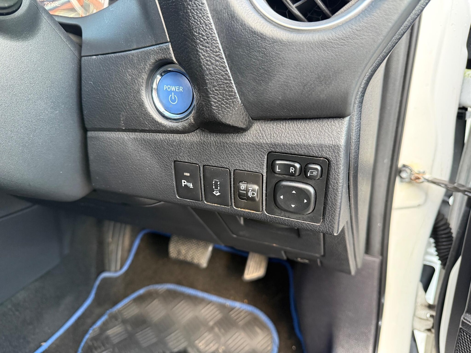 Used Toyota Auris 2013 for sale - 76377696: Photo 26