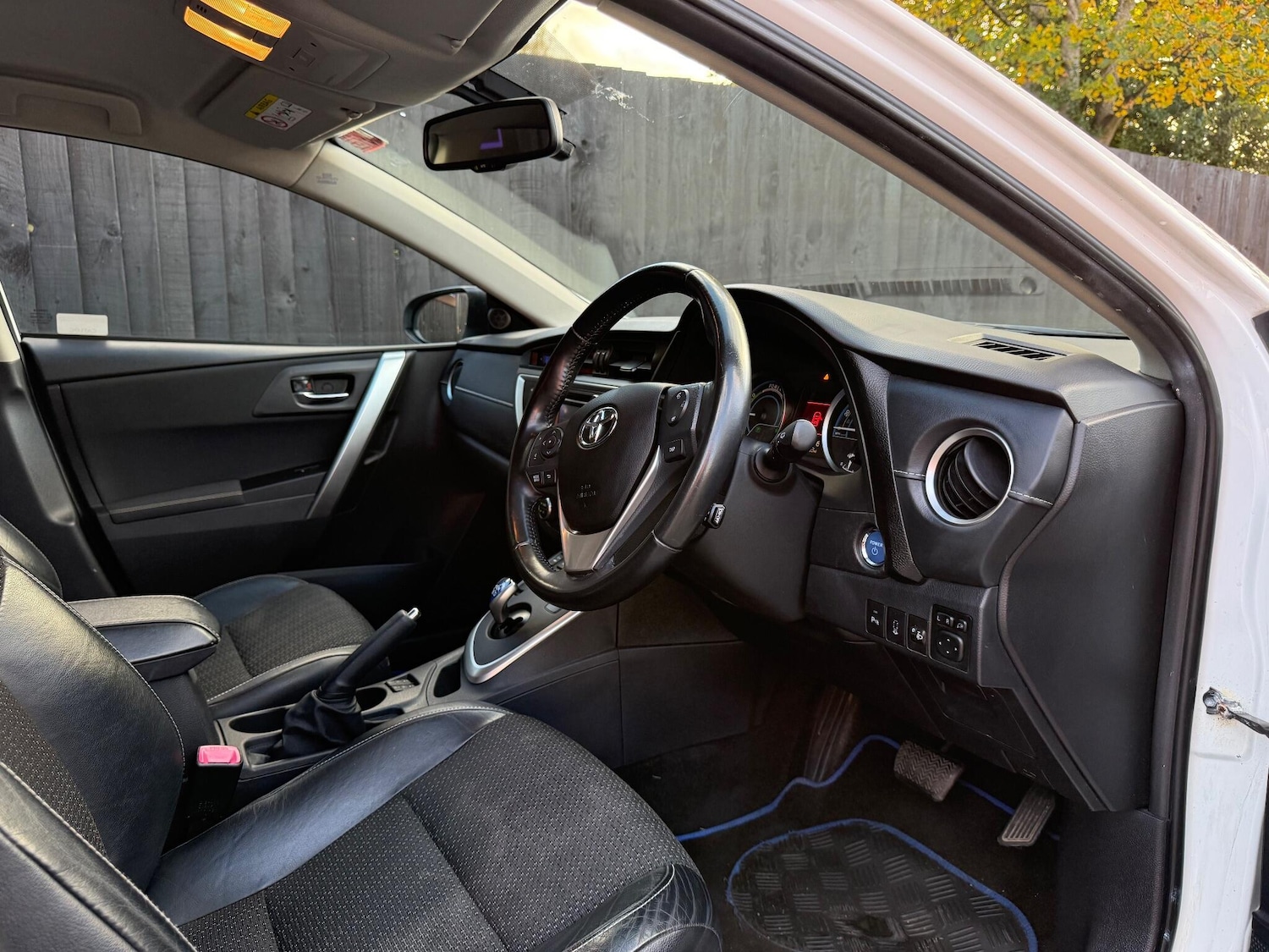 Used Toyota Auris 2013 for sale - 76377696: Photo 27