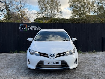 Used Toyota Auris 2013 for sale - 76377696: Photo