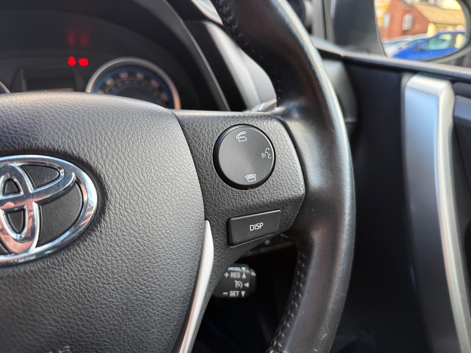 Used Toyota Auris 2013 for sale - 76377696: Photo 32