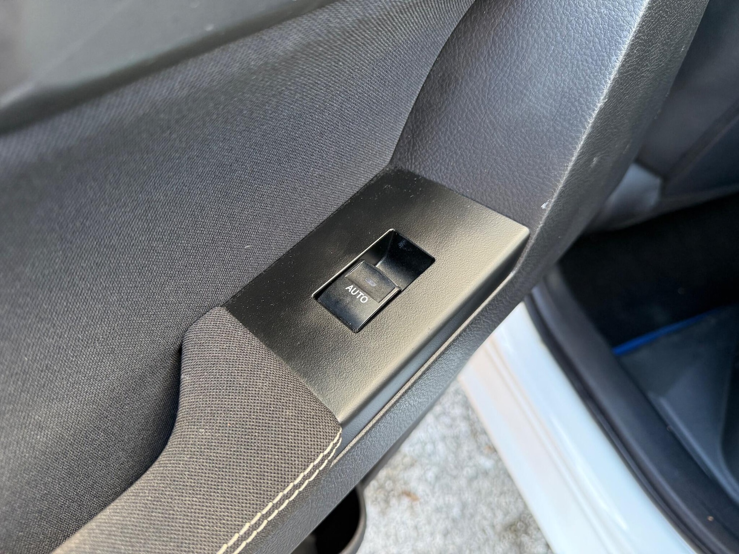 Used Toyota Auris 2013 for sale - 76377696: Photo 41