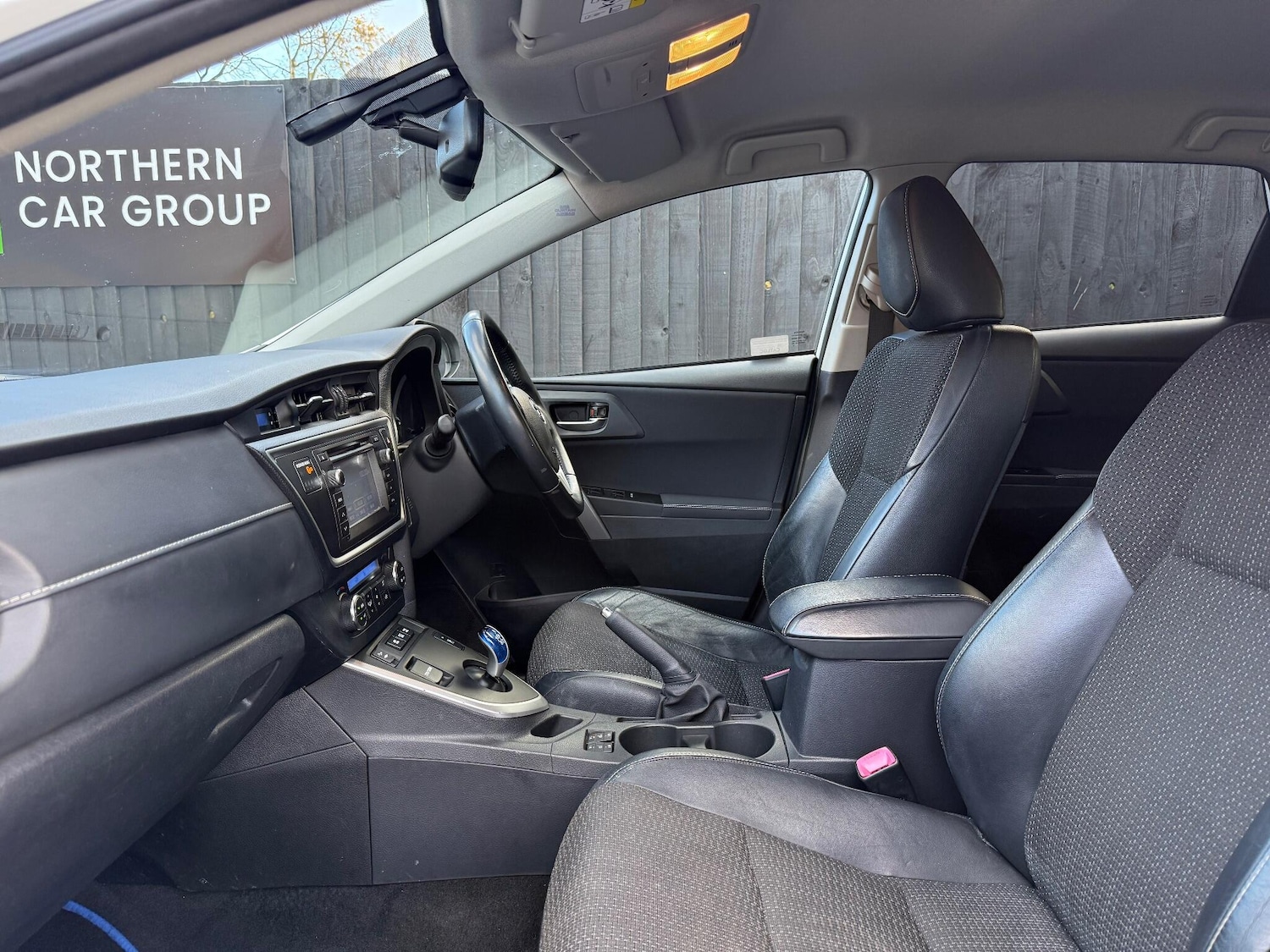 Used Toyota Auris 2013 for sale - 76377696: Photo 43