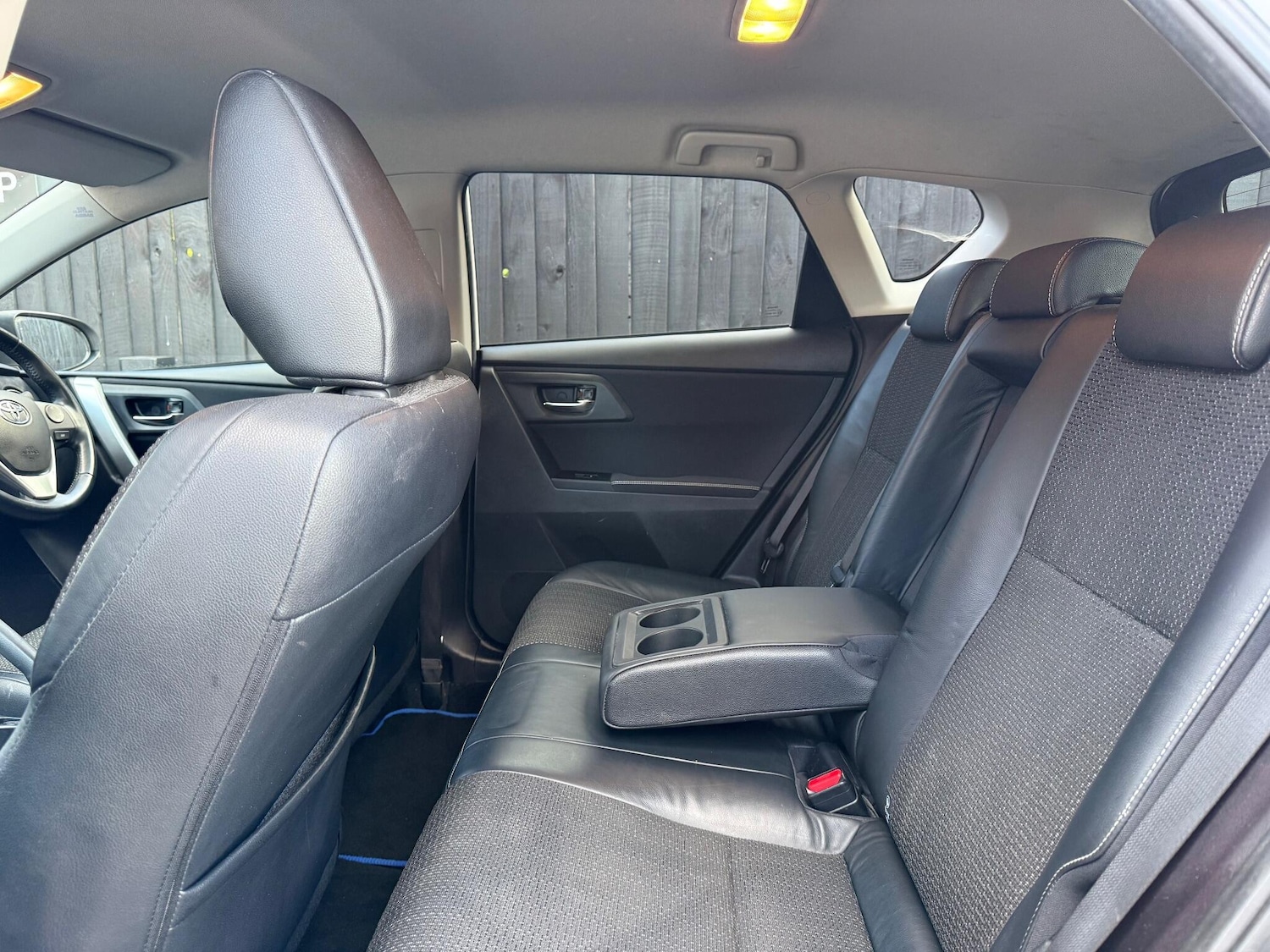 Used Toyota Auris 2013 for sale - 76377696: Photo 49